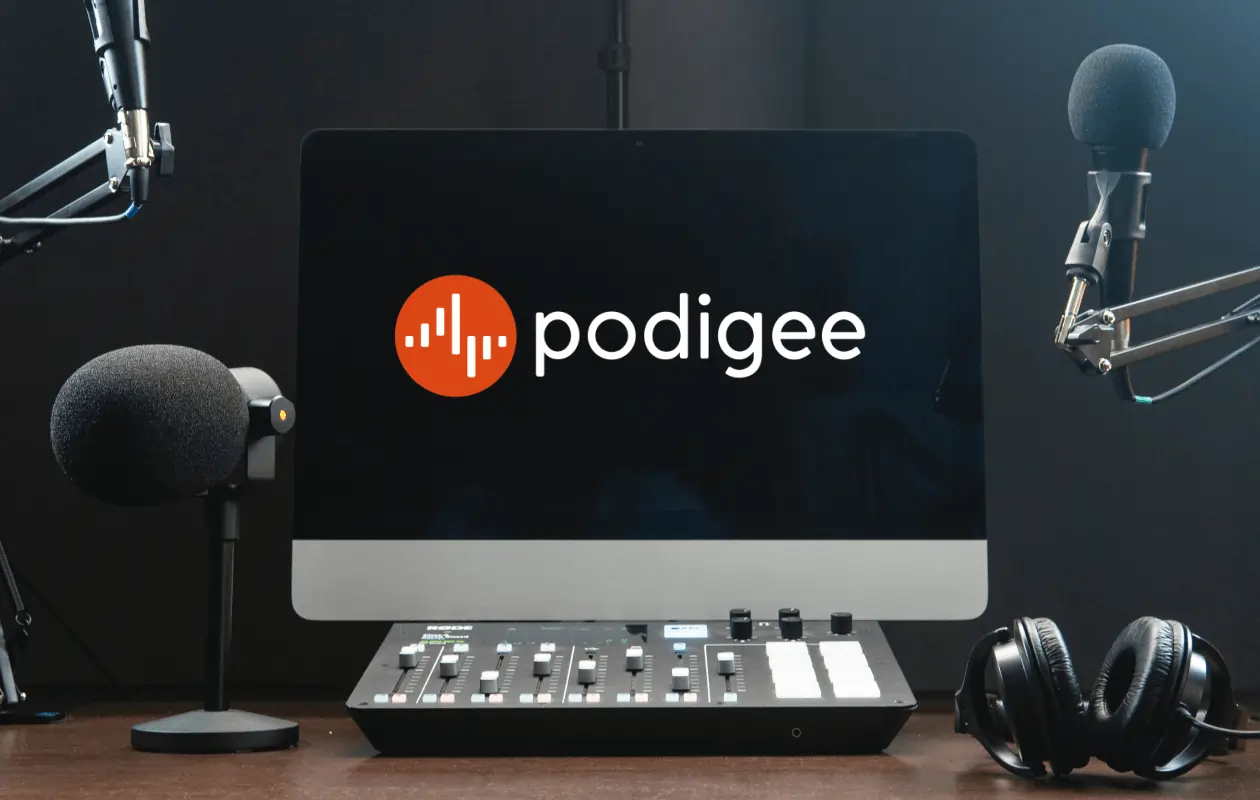 Podigee podcast host review